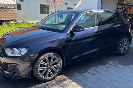 Audi A1 60.000 km 14.990 &euro; Randelsried 85250
