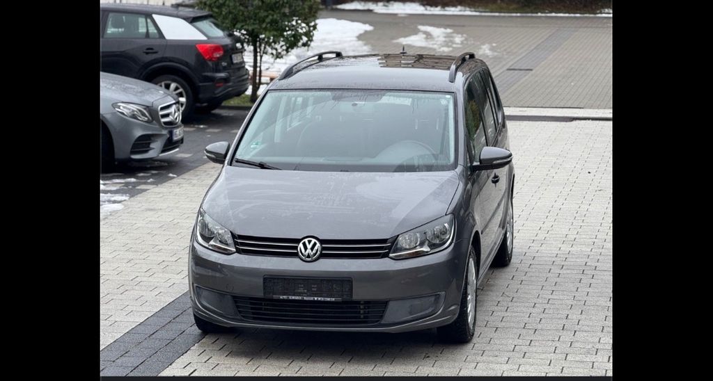 VW Touran 146.393 km 7.600 &euro; Frankfurt 65936