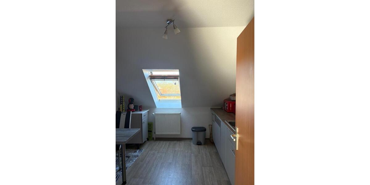 Dachgeschoßwohnung Jarmen - 3 Zimmer, 75 m&sup2;, 450&euro; | Angebot:26407395