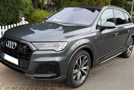 Audi Q7 245.000 km 33.950 &euro; Hamburg 22179