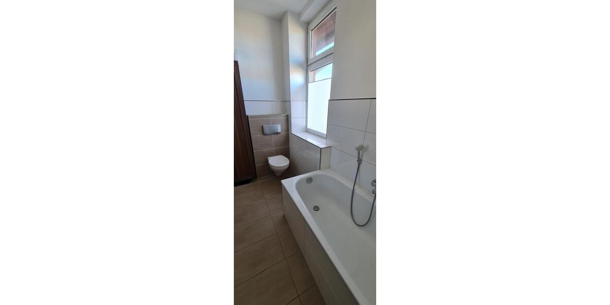 Etagenwohnung Blankenburg (Harz) - 3 Zimmer, 87 m&sup2;, 790&euro; | Angebot:26316073