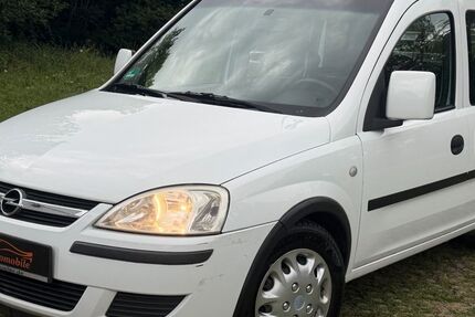 Opel Combo 105.000 km 4.990 &euro; München 81243