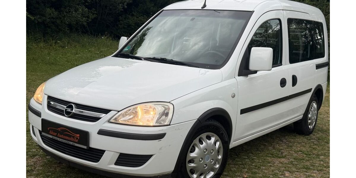Opel Combo 105.000 km 4.990 &euro; München 81243