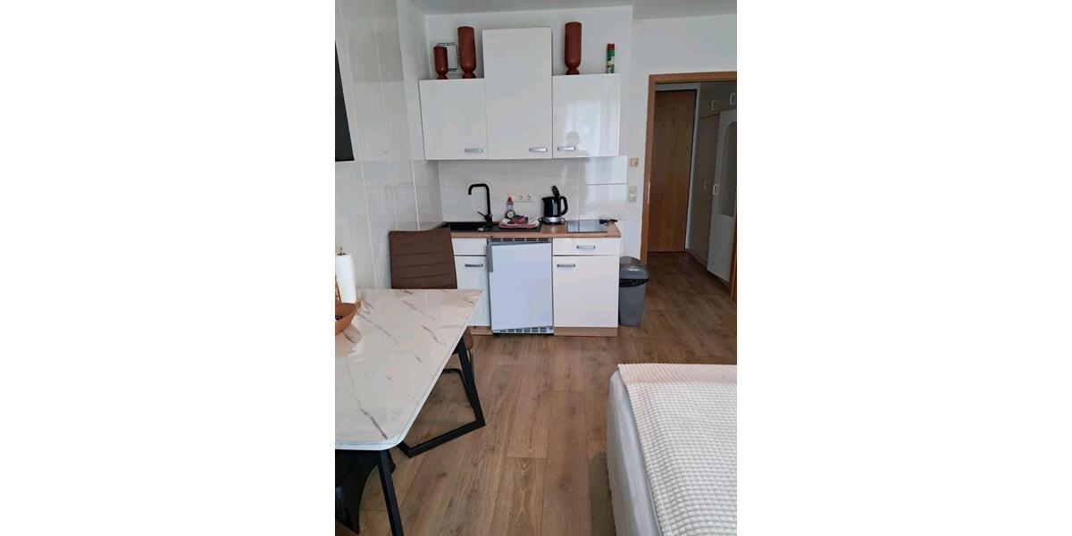 Etagenwohnung Augsburg Haunstetten-Siebenbrunn - 1 Zimmer, 24 m&sup2;, 685&euro; | Angebot:26225311