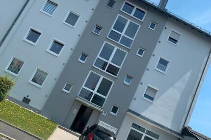 3 Zimmer Wohnung mit EBK Balkon und guter Lage ab Sofort