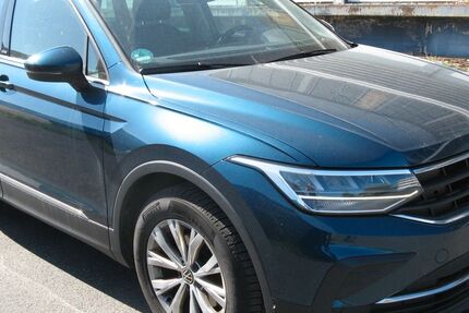 VW Tiguan 180.000 km 22.610 &euro; Bielefeld 33613