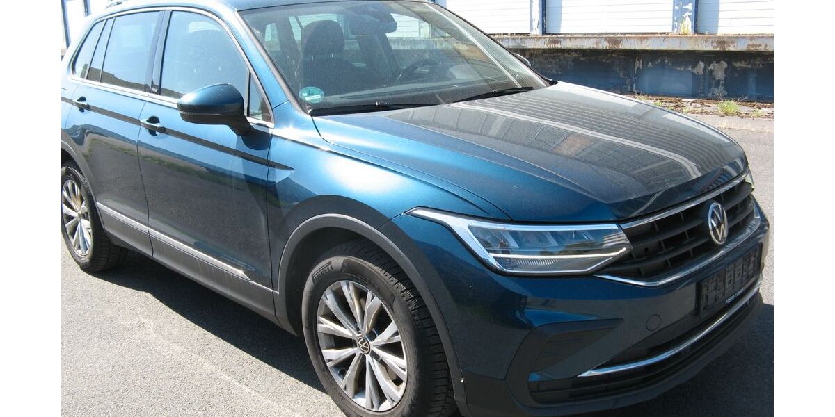 VW Tiguan 180.000 km 22.610 &euro; Bielefeld 33613