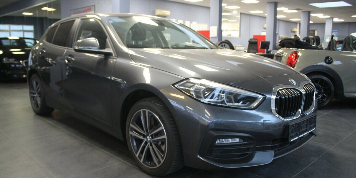 BMW 120 120i Aut. Advantage 16.563 km 24.980 &euro; Euskirchen 53881