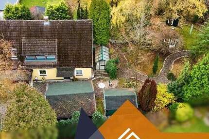 Haus Stockheim - 8 Zimmer, 240 m&sup2;, 319.000&euro; | Angebot:25800366