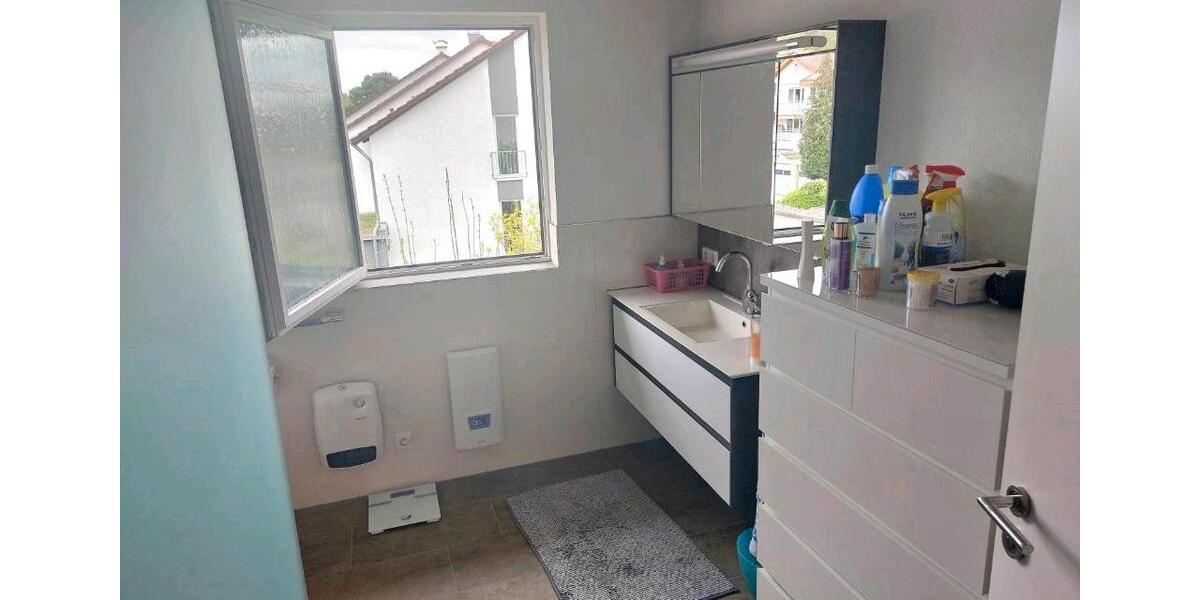 Etagenwohnung Vaihingen an der Enz - 4 Zimmer, 95 m&sup2;, 1.100&euro; | Angebot:26531645
