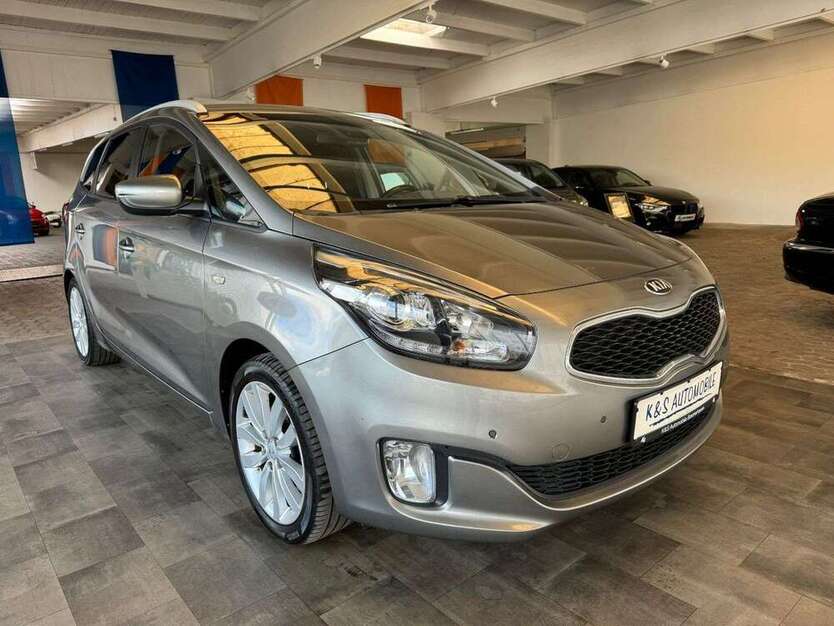 Kia Carens 145.070 km 8.999 € Bremerhaven 27568