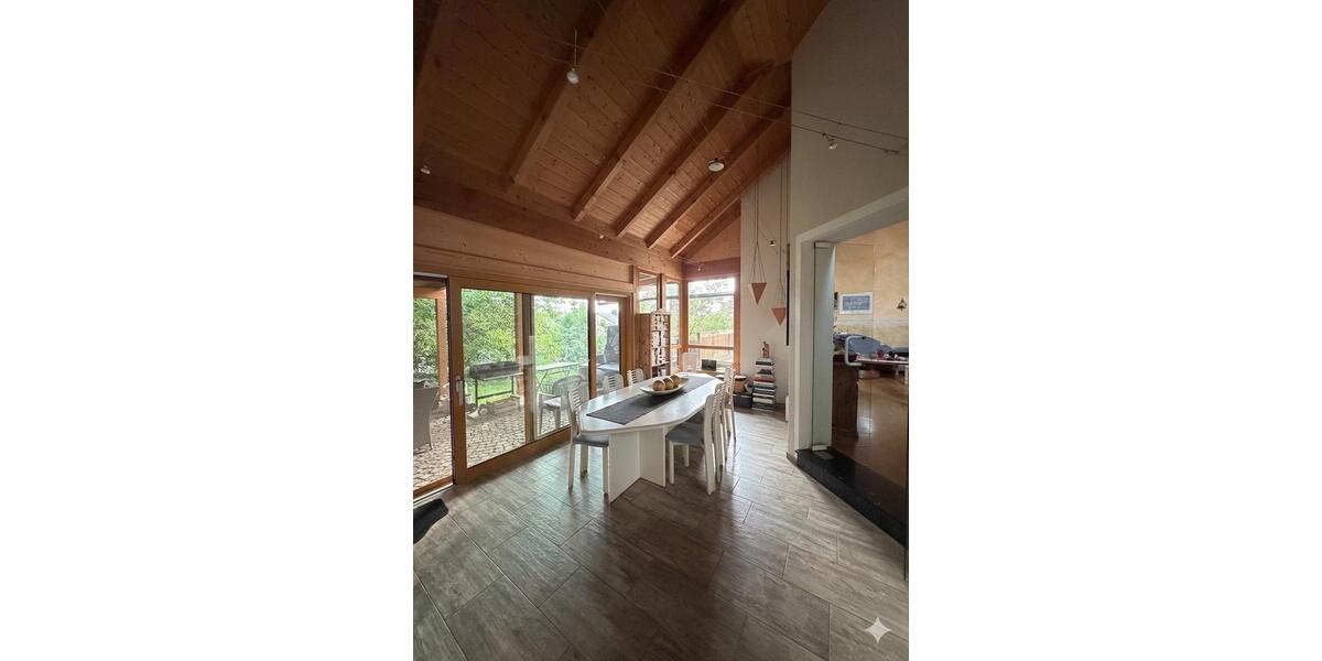Einfamilienhaus Pfreimd - 12 Zimmer, 300 m&sup2;, 690.000&euro; | Angebot:26640058