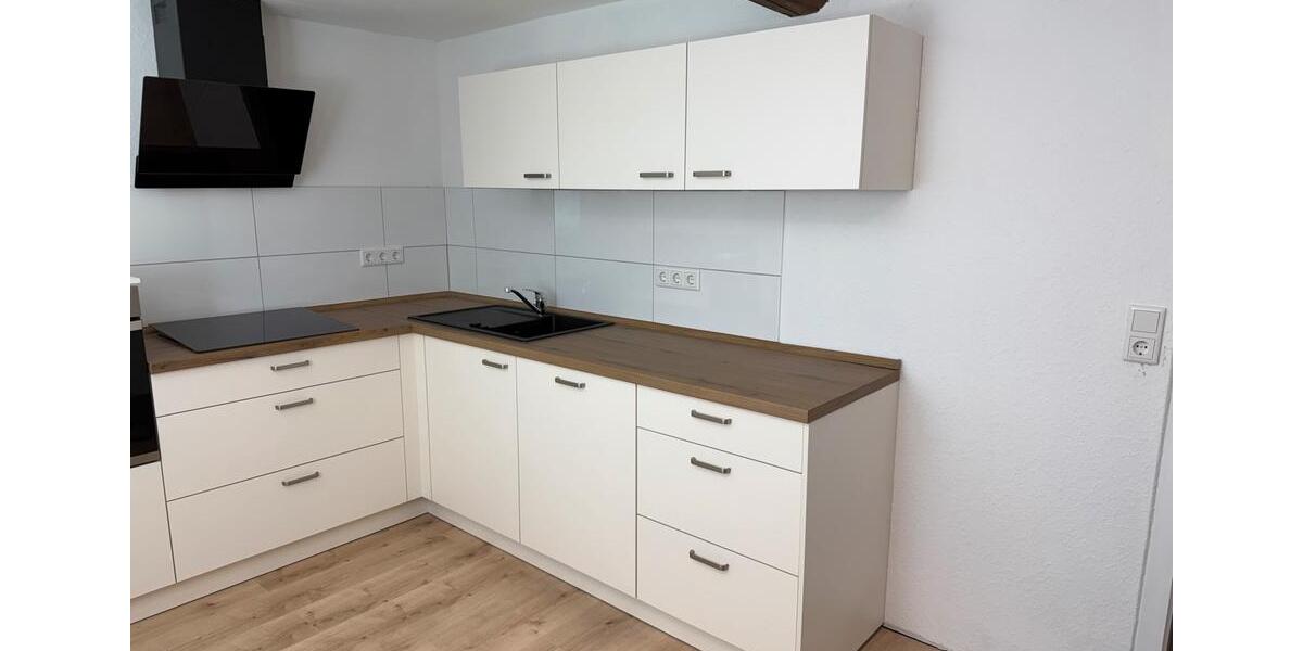 Haus zum Mieten 70 qm - Erstbezug nach Sanierung 3 zimmer