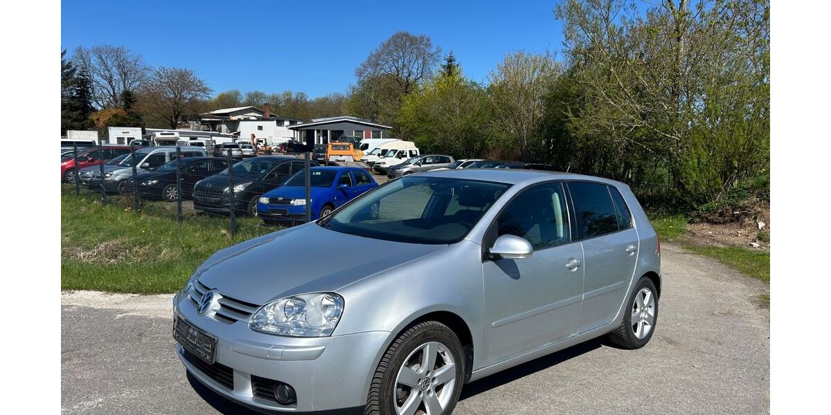 VW Golf 43.740 km 7.999 &euro; Handewitt OT Weding 24976
