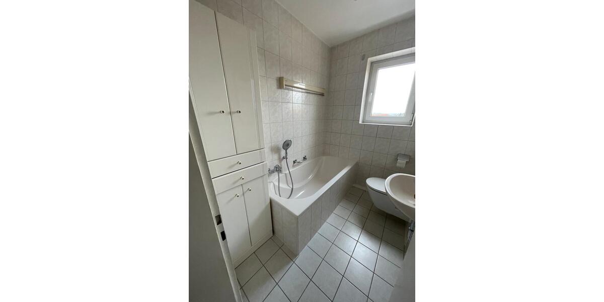 Erdgeschoßwohnung Salzweg - 3 Zimmer, 78 m&sup2;, 650&euro; | Angebot:26113167