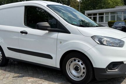 Ford Transit Courier 49.930 km 7.990 &euro; Bremen 28329