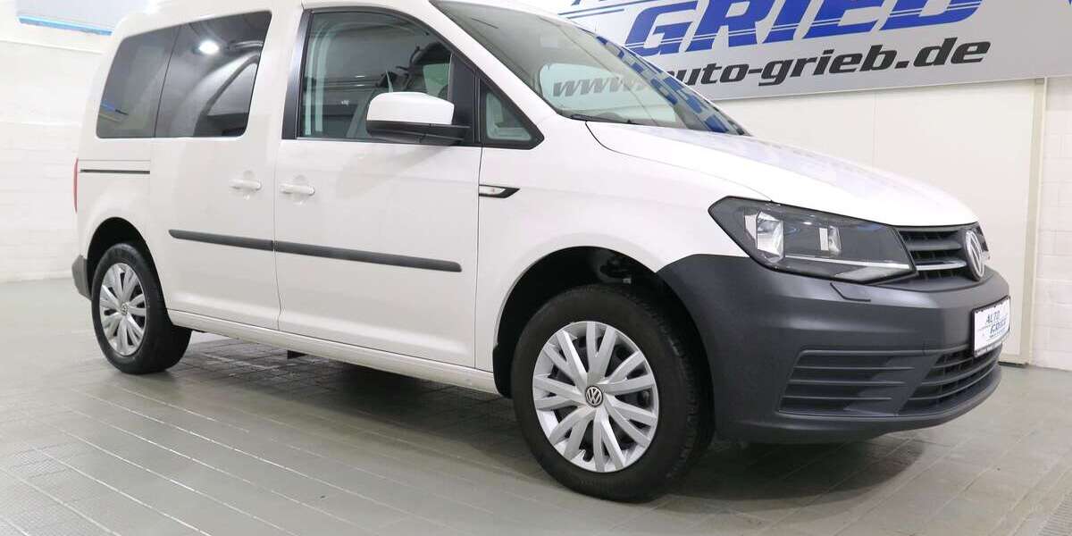VW Caddy 113.800 km 14.950 &euro; Miesitz 07819