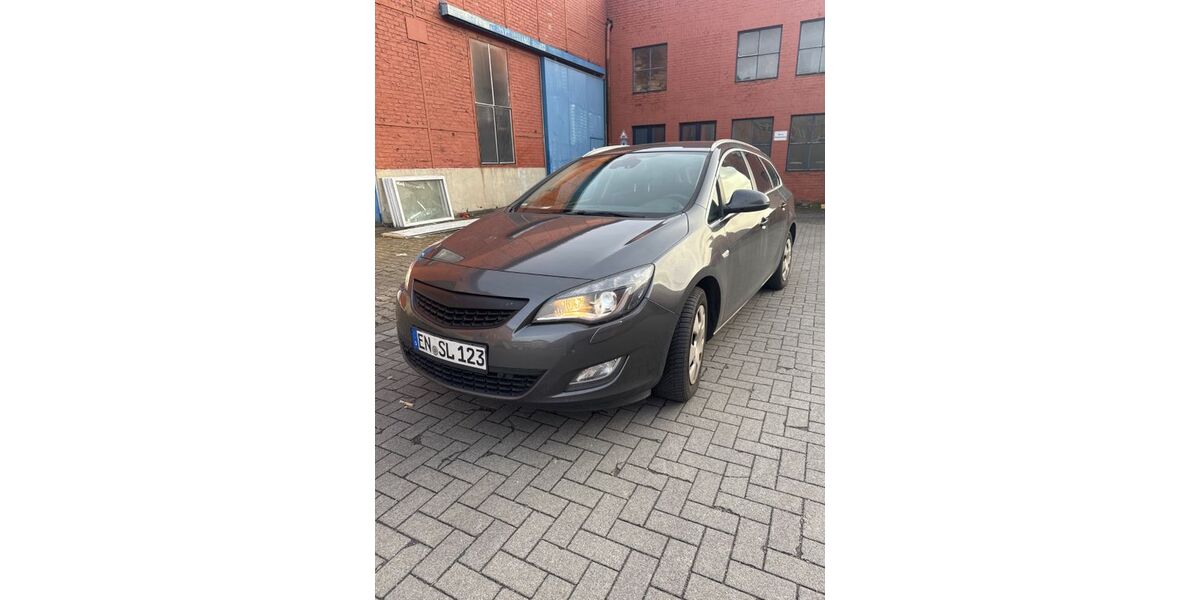 Opel Astra 196.000 km 2.650 &euro; Hattingen 45527