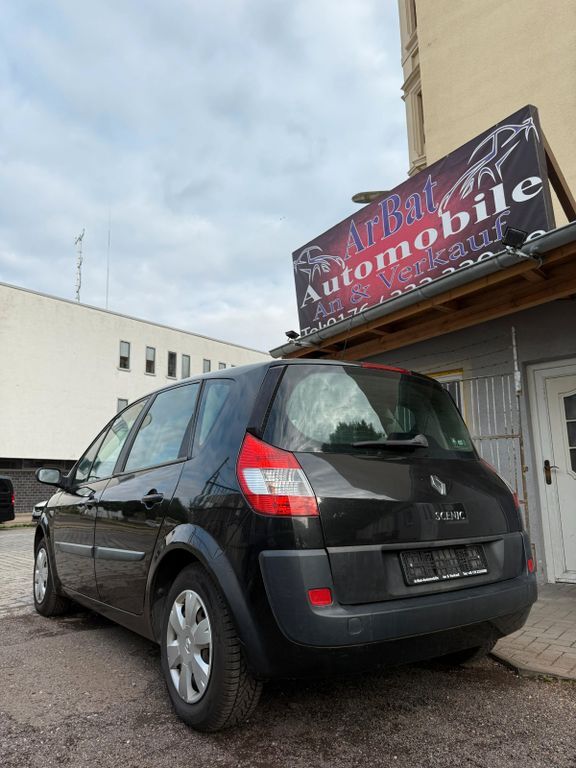 Renault Scenic 176.000 km 2.900 € Magdeburg 39106