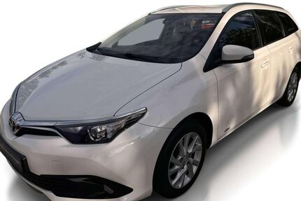 Toyota Auris 96.264 km 12.450 &euro; Velden 84149