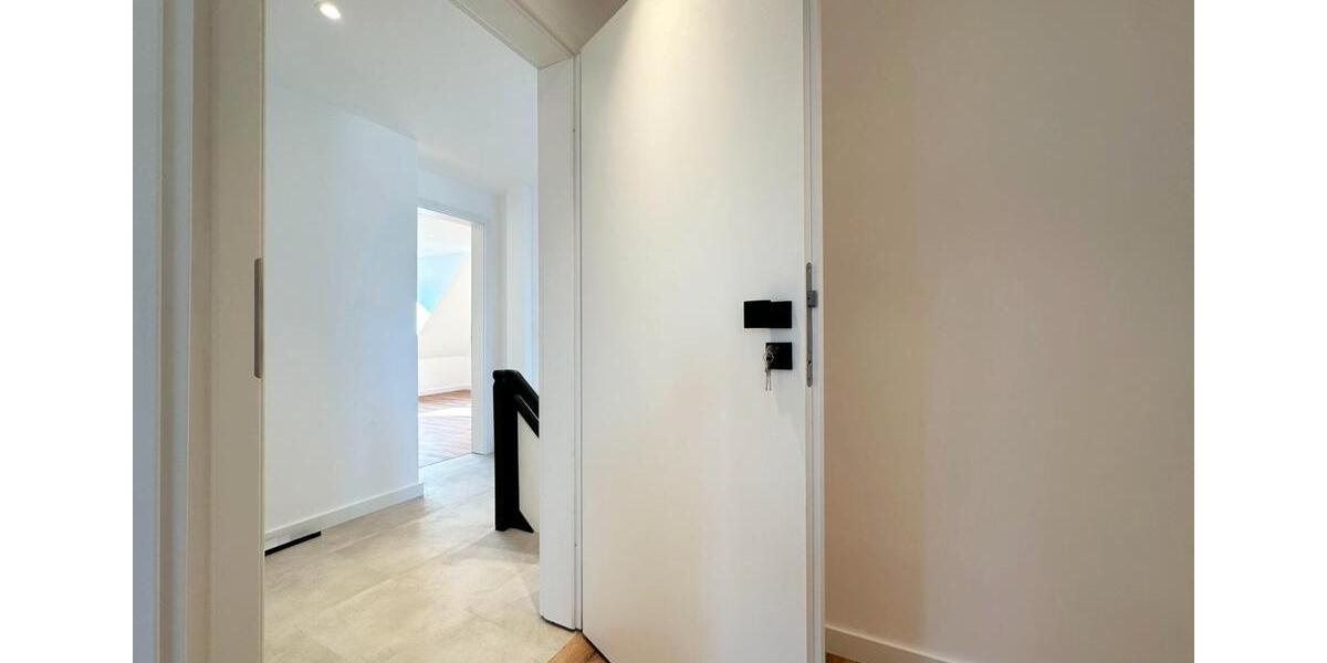 Etagenwohnung Siegen - 2 Zimmer, 60 m&sup2;, 216.000&euro; | Angebot:26425131