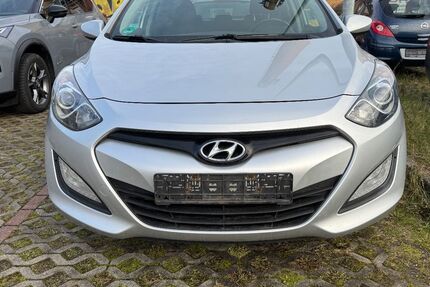 Hyundai i30 205.000 km 3.999 &euro; Chemnitz 09119
