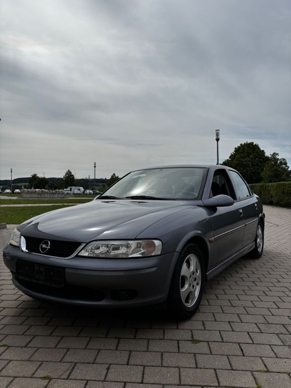 Opel Vectra 171.000 km 1.600 € Himmelkron 95502