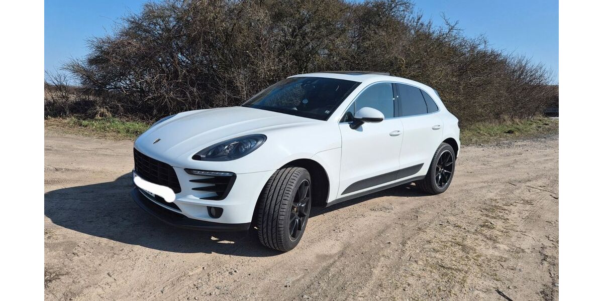 Porsche Macan 136.900 km 31.990 &euro; Eberswalde 16225