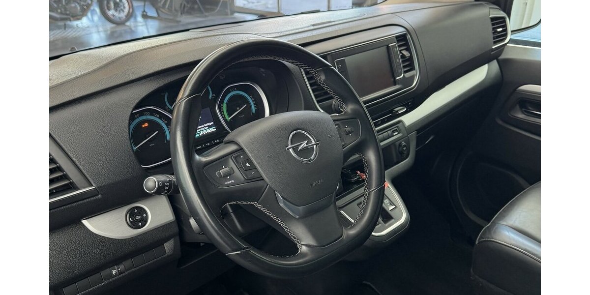 Opel Zafira Life -e Elegance L 50 kWh Leder Xenon CAM 34.950 km 24.760 &euro; Lich 35423