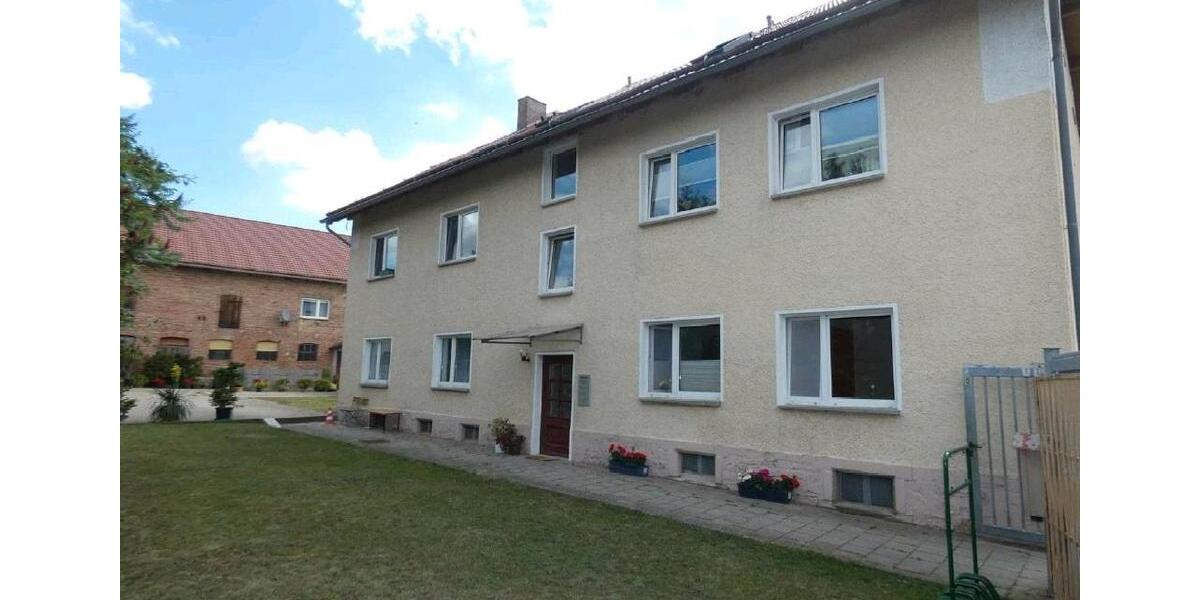 Mehrfamilienhaus 6+1WE Nähe Aschersleben, von privat zimmer