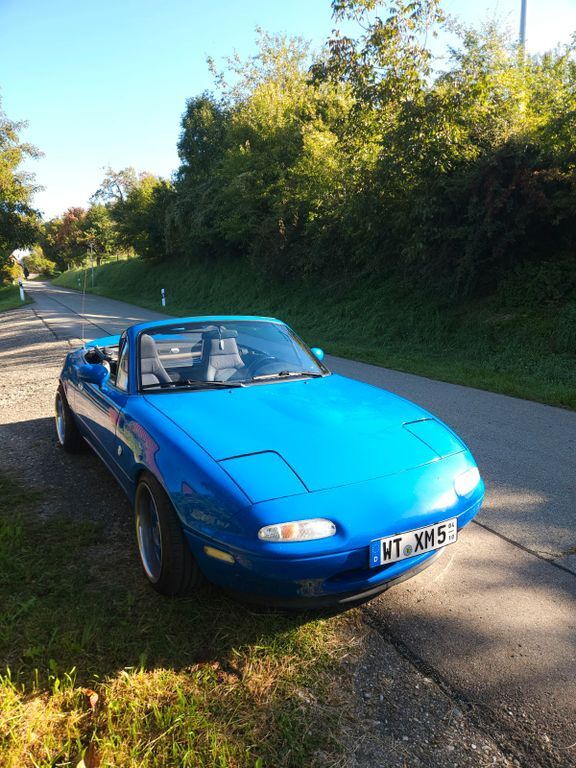 Mazda MX-5 180.000 km 7.000 € Lenzkirch 79853
