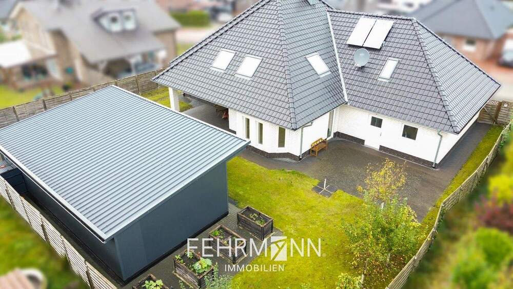 Einfamilienhaus Sögel - 6 Zimmer, 259 m&sup2;, 499.000&euro; | Angebot:25770470