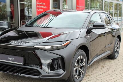 Toyota bZ4X 3.800 km 35.990 &euro; Wedel 22880