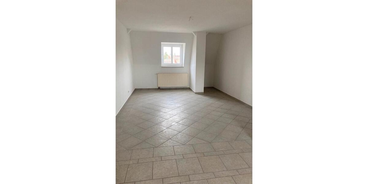 Dachgeschoßwohnung Dessau-Roßlau Brambach - 3 Zimmer, 600&euro; | Angebot:22401067