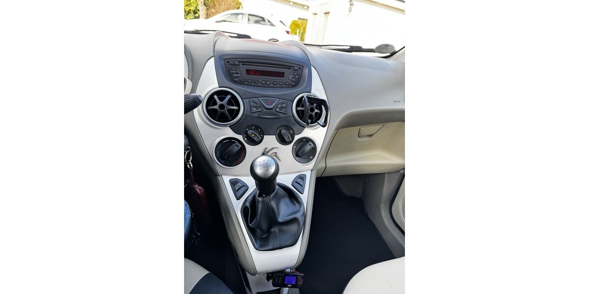 Ford Ka 90.008 km 2.500 &euro; Bremerhaven 27576