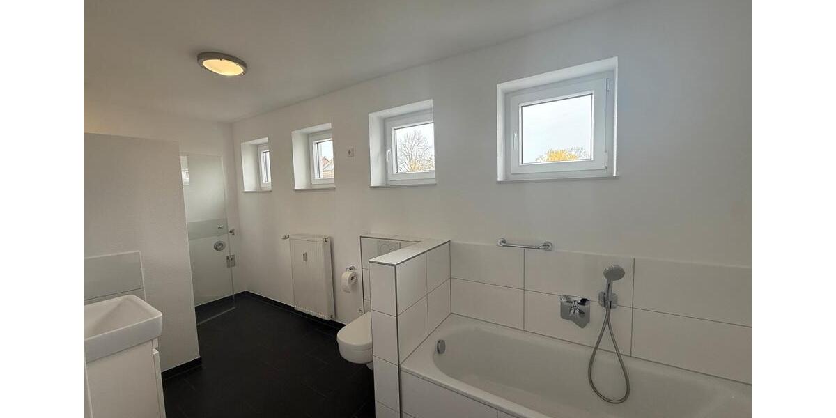 Etagenwohnung Delmenhorst Düsternort - 4 Zimmer, 90 m&sup2;, 970&euro; | Angebot:26409813