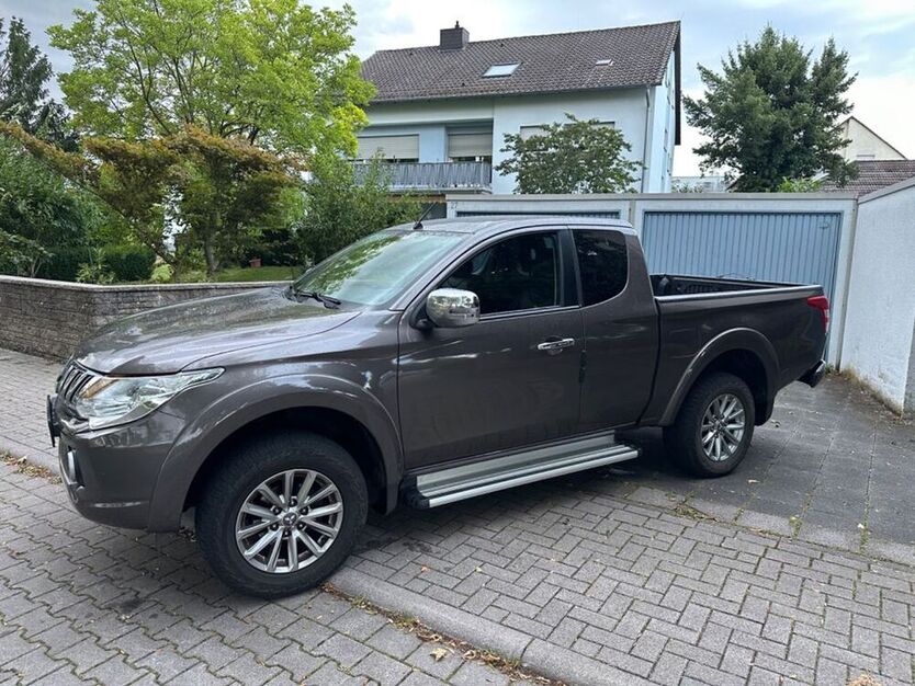 L200