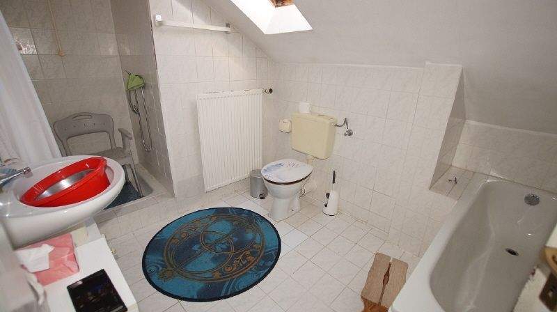 Einfamilienhaus Geiselhöring - 7 Zimmer, 177 m&sup2;, 225.000&euro; | Angebot:25428197