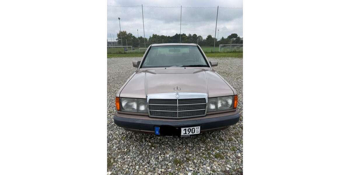 Mercedes-Benz 190 272.000 km 5.700 &euro; Ostrach 88356