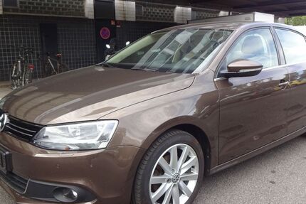 VW Jetta 200.000 km 6.900 € Berlin 12249