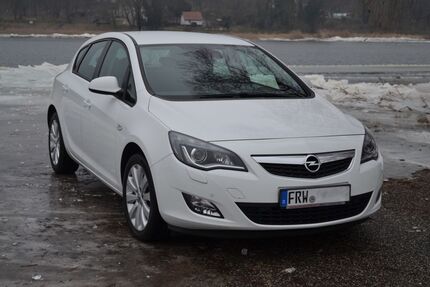 Opel Astra 136.559 km 5.099 &euro; Bliesdorf 16269