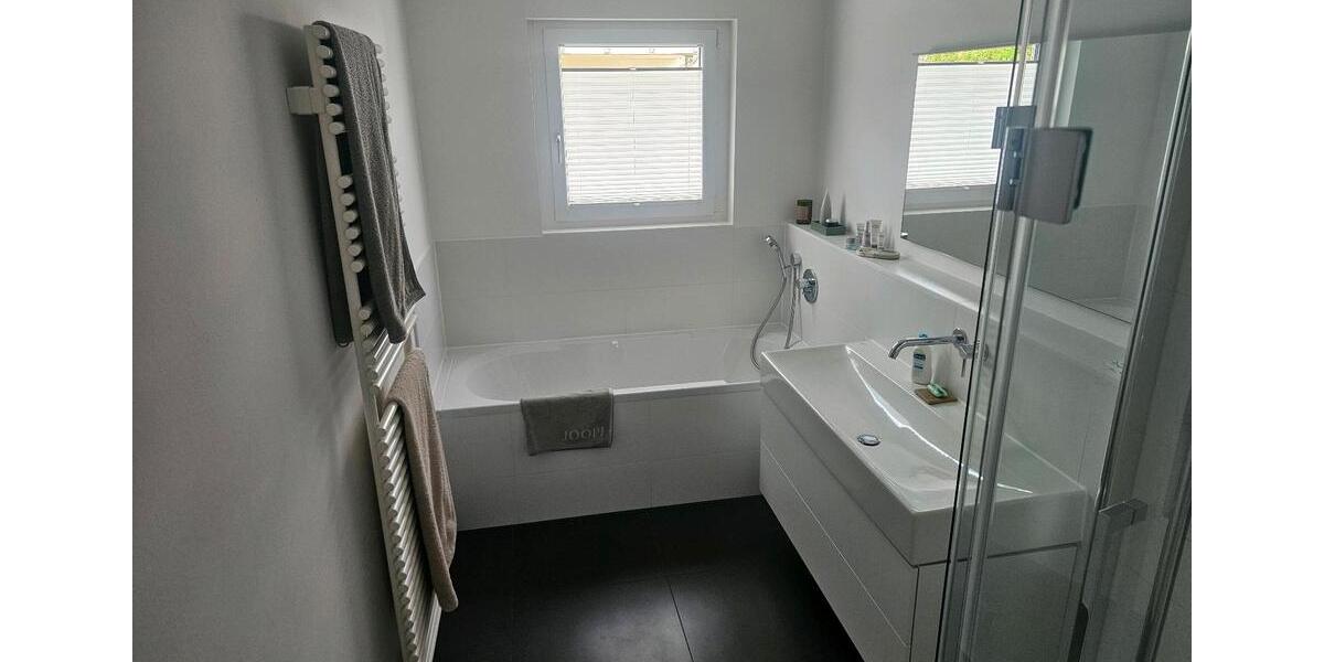 Erdgeschoßwohnung Bietigheim-Bissingen Bissingen - 4.5 Zimmer, 96 m&sup2;, 1.900&euro; | Angebot:26415186