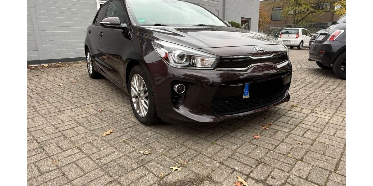Kia Rio 43.100 km 10.000 € Krefeld 47807