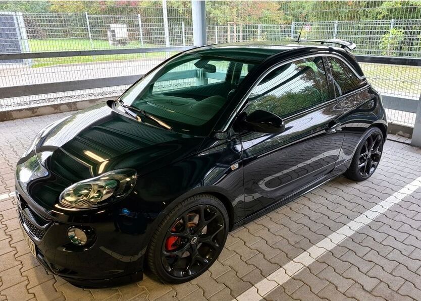 Opel Adam 74.000 km 12.800 € Affalterbach 71563