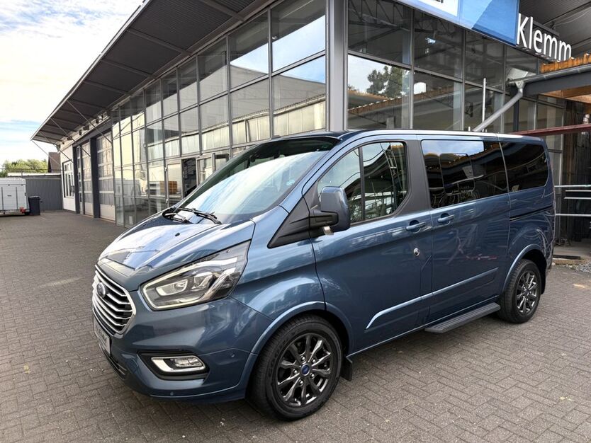 Ford Tourneo Custom 60.000 km 39.950 € Elsdorf 50189
