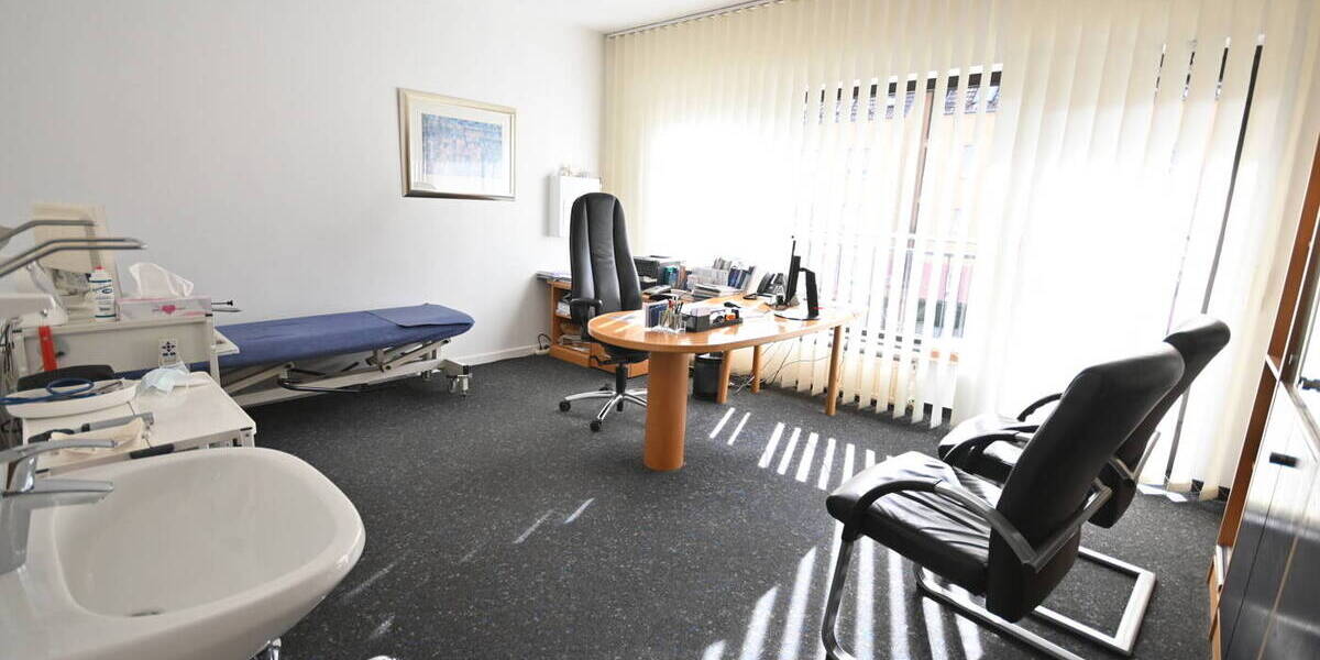 Gewerbeobjekt Neumarkt in der Oberpfalz Neumarkt - 6 Zimmer, 199.000&euro; | Angebot:26154432