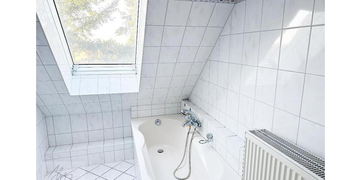 Etagenwohnung Riesa Canitz - 3 Zimmer, 74 m&sup2;, 600&euro; | Angebot:26400680