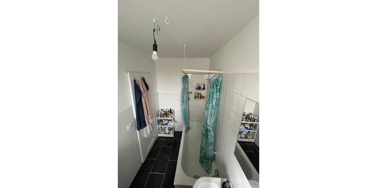 Etagenwohnung Gießen Schlangenzahl - 4 Zimmer, 94 m&sup2;, 390&euro; | Angebot:26351454