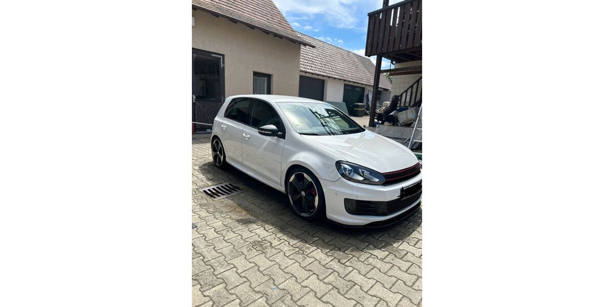 VW Golf 218.000 km 16.000 &euro; Laupheim 88471