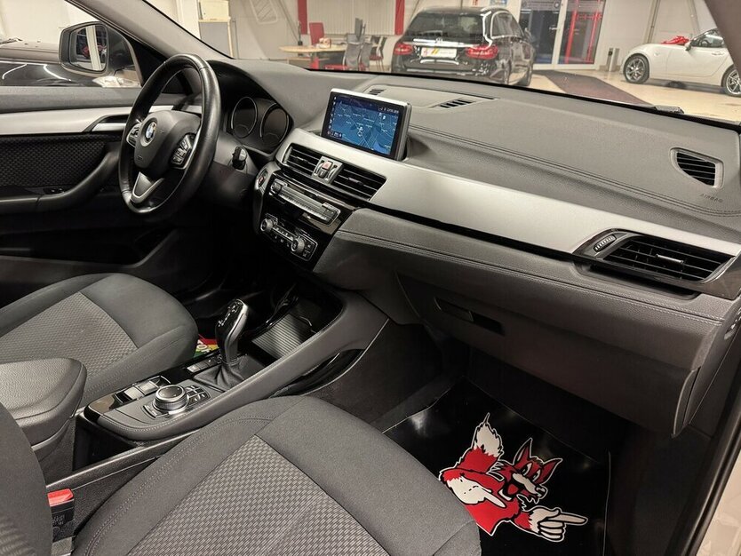 X2 xDrive 20i /LED/Navi/Ahk/VZE/Park-Ass